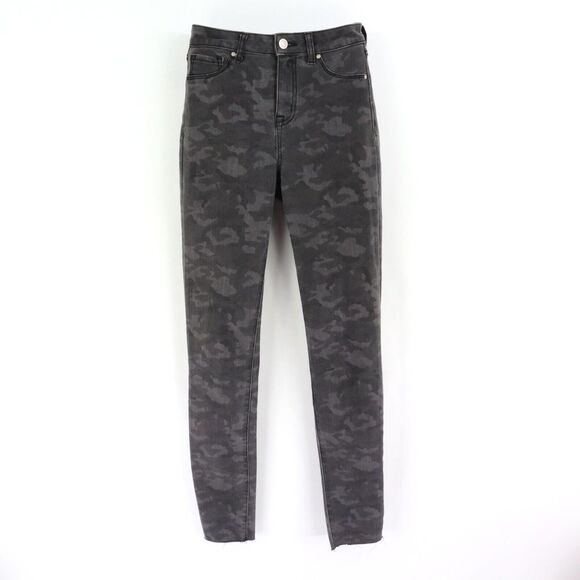 Sky & Sparrow‎ Skinny Jeans Junior Womens Size 3 Black Gray Camoflauge Cut-Off - Picture 1 of 6